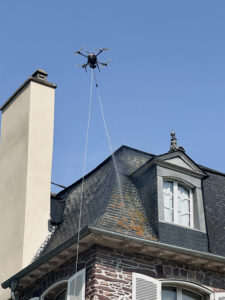 Nettoyage toiture par drone 