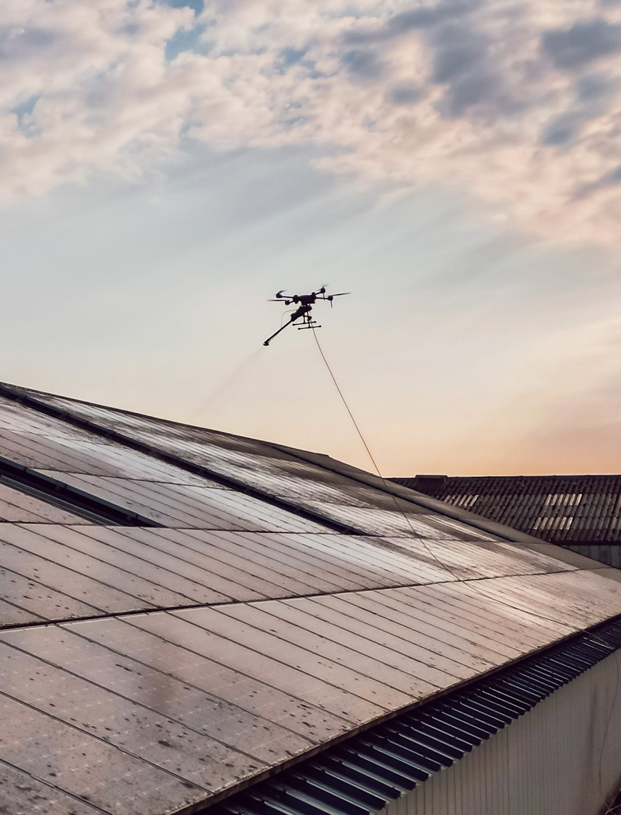 Les avantages du drone pour le nettoyage professionnel