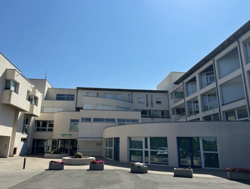Après nettoyage toiture hopital de vannes